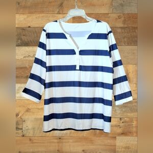 Blue & white wide Horizontal striped shirt, 3/4 length sleeves, v-neck, Sz. 3XL